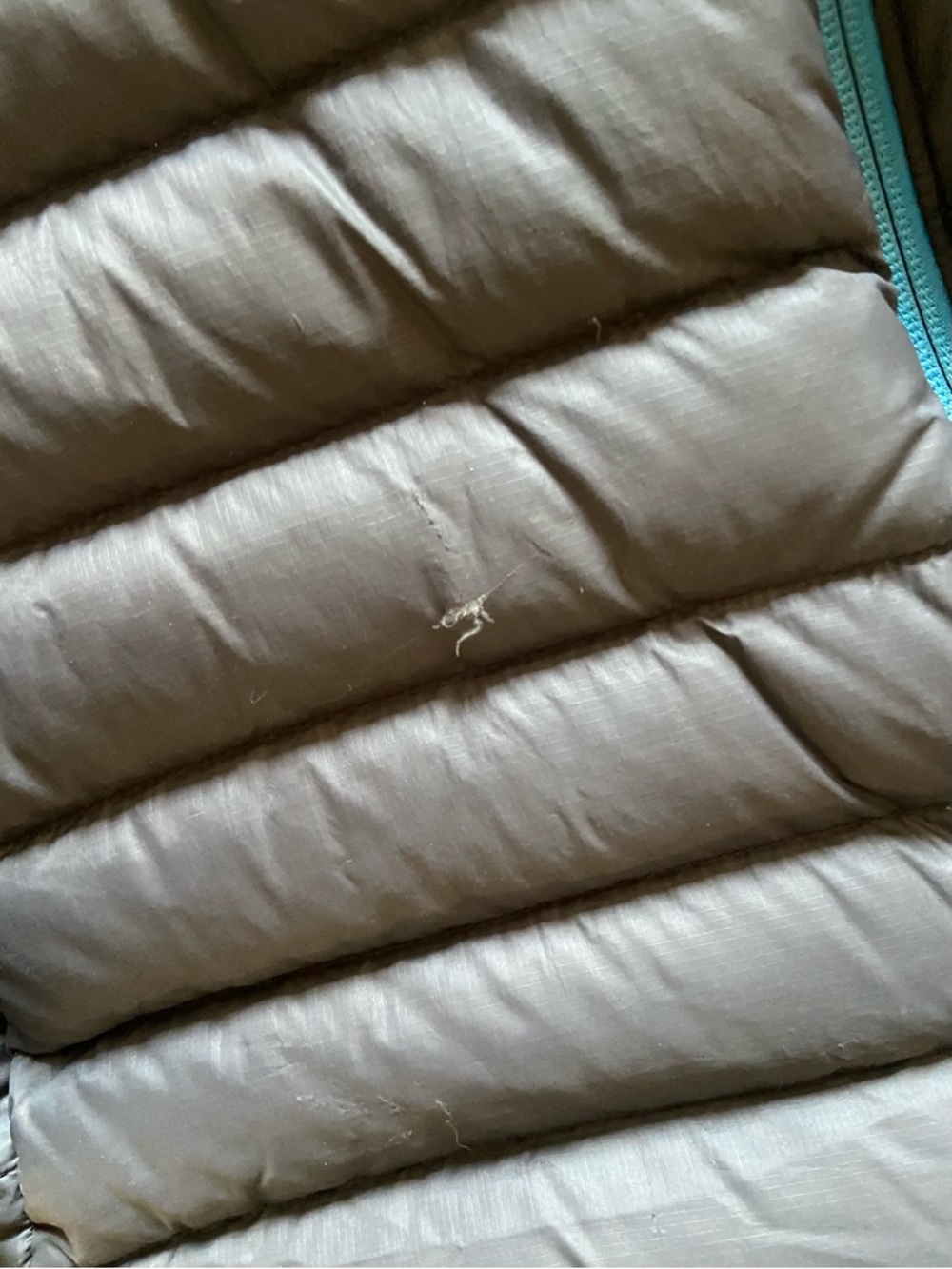 Patagonia Men's Puffer Jacket XL- Grey with Bright Teal Lining - Picture 5 of 9